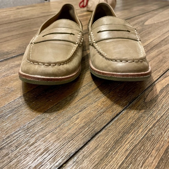 Sperry Topsider Seaport Penny Loafer Olive Green Women’s Size 7 Preppy Casual - Picture 4 of 9